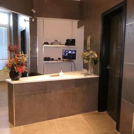 Fara House Benessere * Naples